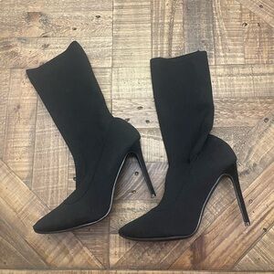 Chic Black Heeled Boots for Women